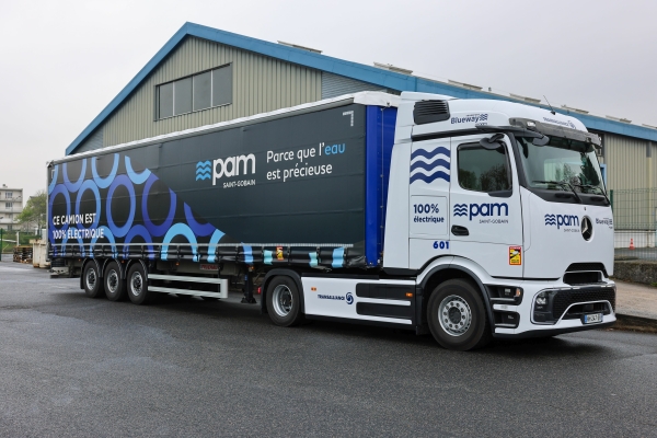 Saint-Gobain PAM inaugure deux camions 100 % électriques