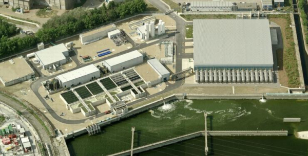Filtres Filtralite® sous pression à Beckton (UK) en amont d'un process de dessalement